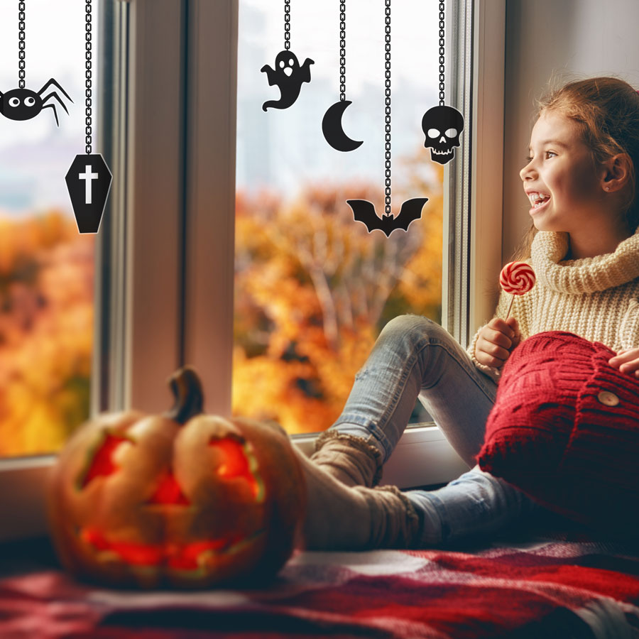Halloween window stickers on chains are perfect for creating a Halloween theme for your windows this Halloween