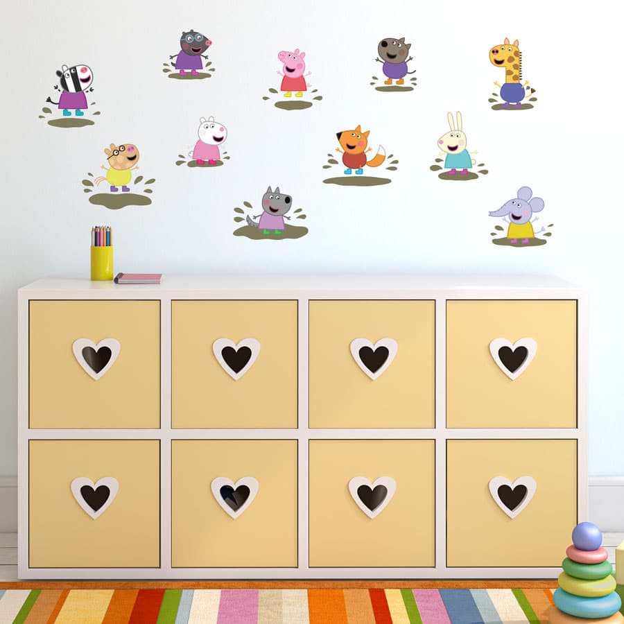 Peppa & Friends jumping in muddy puddles wall sticker (Regular size) is a great way to add a Peppa Pig theme to your child's bedroom