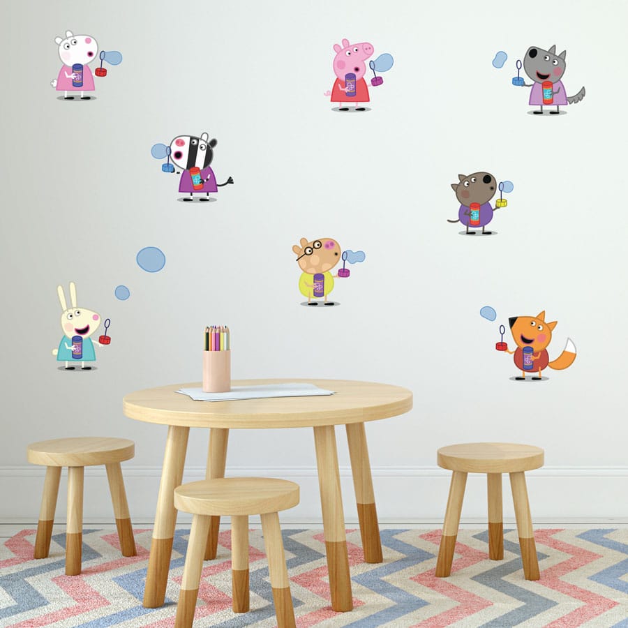 Peppa & Friends blowing bubbles wall sticker perfect for creating a Peppa Pig theme in your child's bedroom