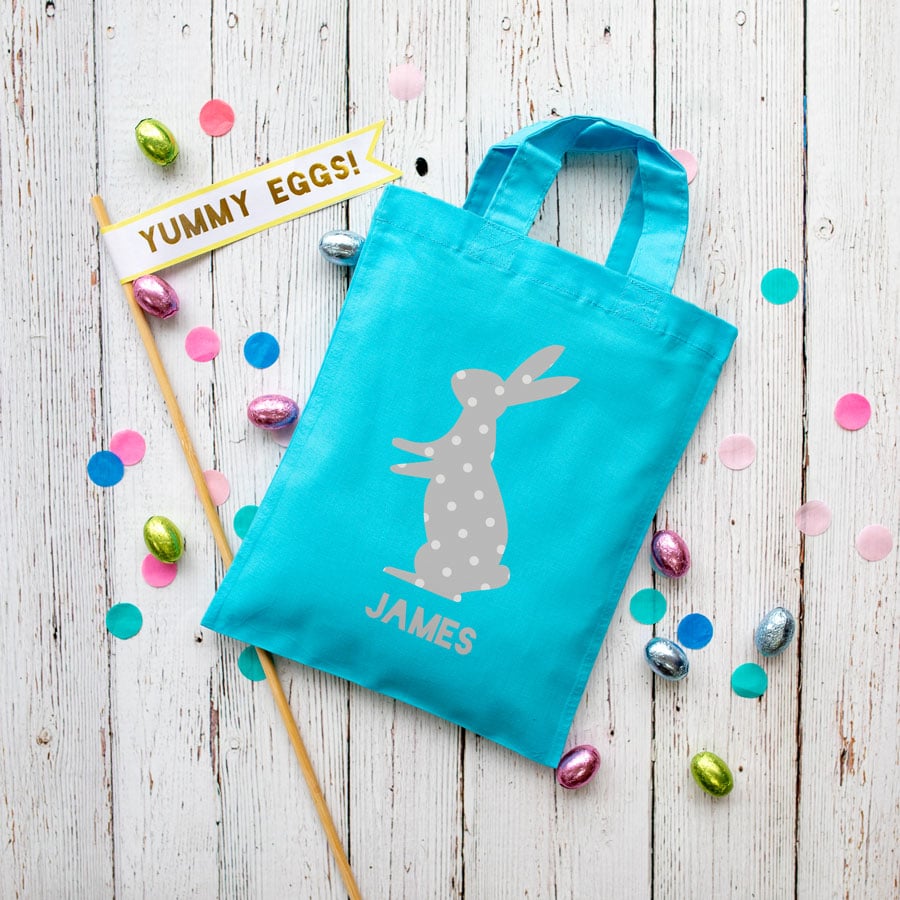 This personalised grey bunny Easter bag in lilac is the perfect way to make your child's Easter egg hunt super special this year