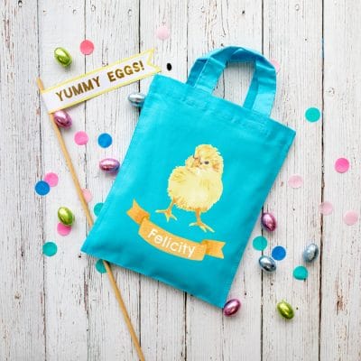 Personalised chick Easter bag (Turquoise bag) is the perfect way to make your child's Easter egg hunt super special this year