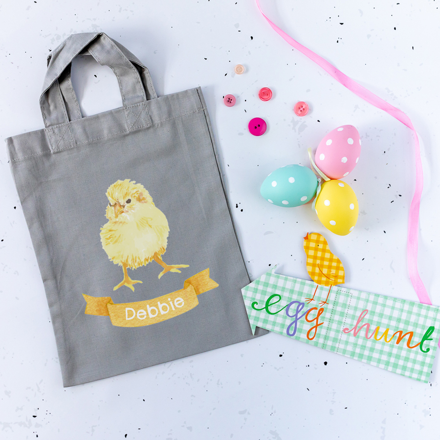 Personalised chick Easter bag (Light grey bag) is the perfect way to make your child's Easter egg hunt super special this year