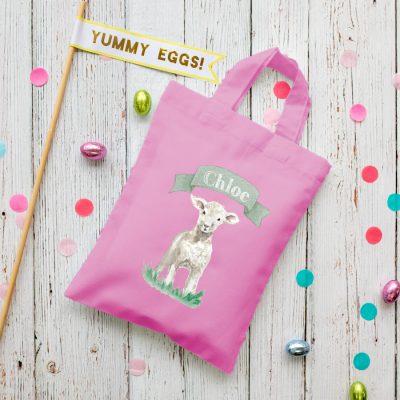 Personalised lamb Easter bag (Pink bag) is the perfect way to make your child's Easter egg hunt super special this year