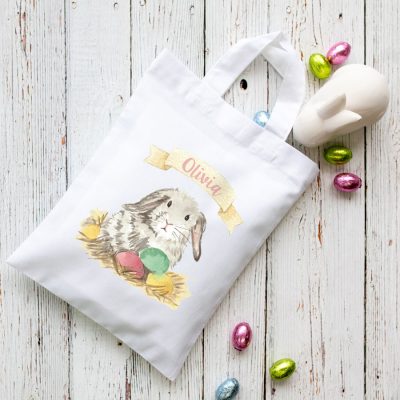 Personalised bunny Easter bag (White bag) is the perfect way to make your child's Easter egg hunt super special this year