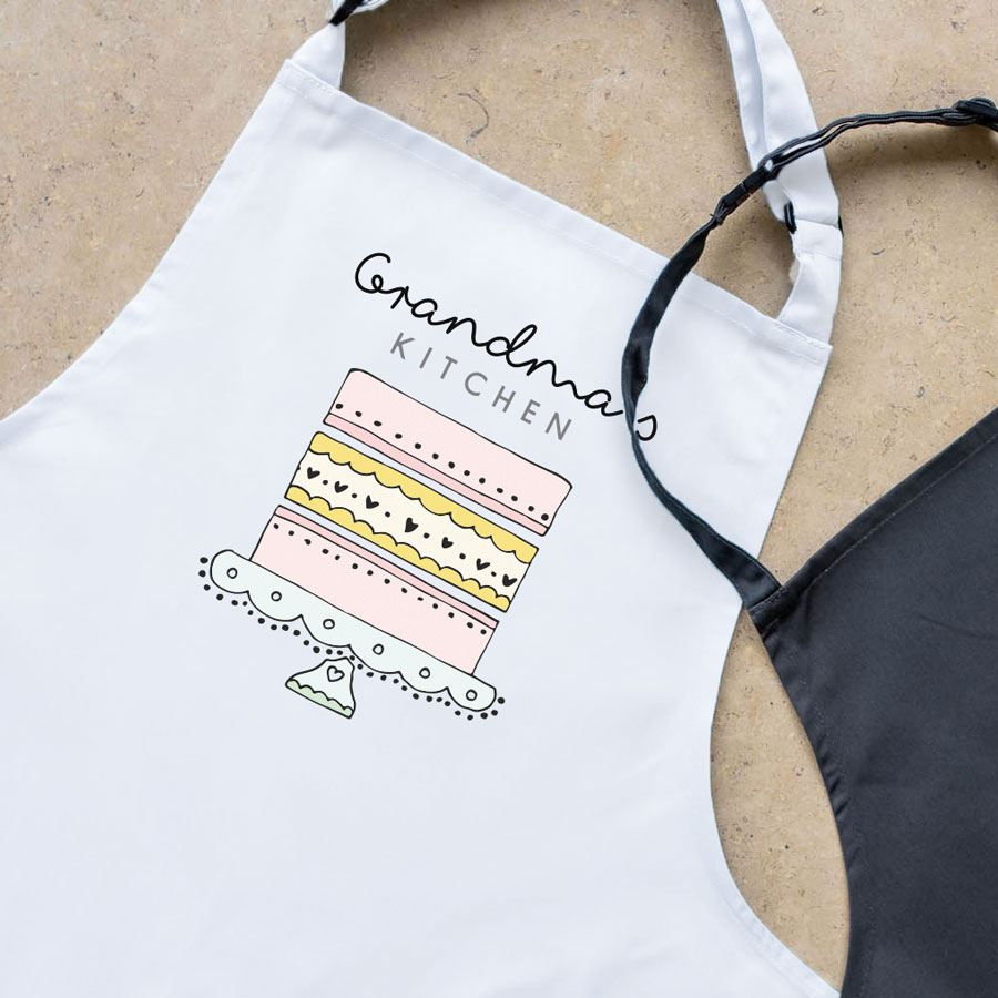 Grandma's Kitchen apron (White) perfect gift for a grandmother or mother who loves to bake