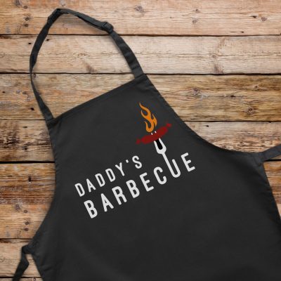Personalised sizzling sausage apron (Adult) in black is a perfect gift for a brother, father or Grandad on their birthday or as a gift for father's day
