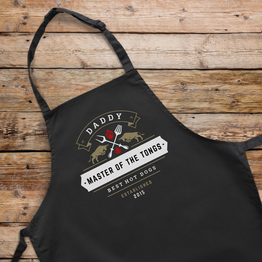 Personalised master of the tongs apron (Adult) in black is a perfect gift for a brother, father or Grandad on their birthday or as a gift for father's day