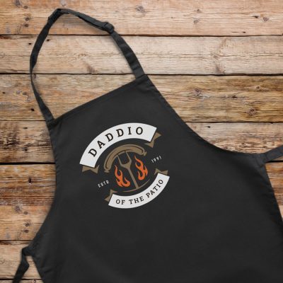 Daddio of the patio apron (Adult - Black) perfect gift for dads and available in 5 different colour options