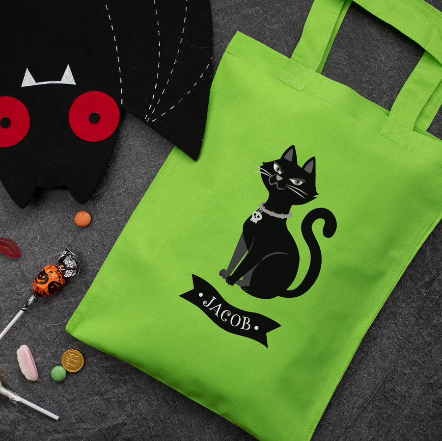 Personalised cat trick or treat bag (Green) perfect for Halloween trick or treat featuring a cat and personalised banner