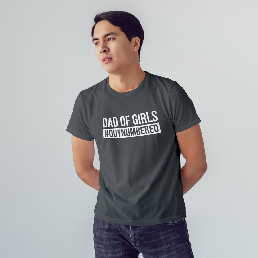 Dad of Girls #Outnumbered Men's T-shirt (Grey) perfect gift for fathers day, birthday or Christmas