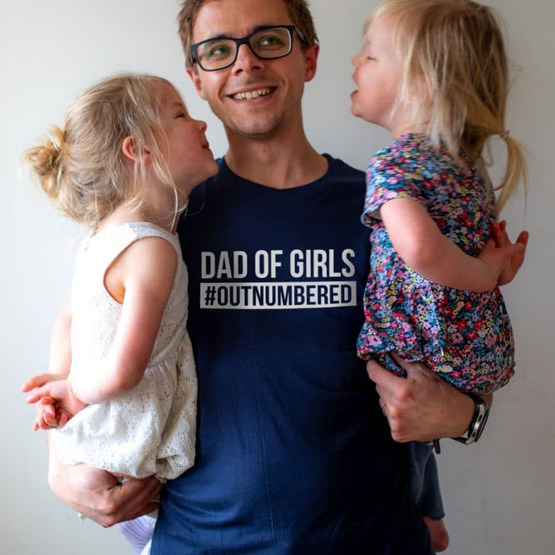 Dad of Girls #Outnumbered Men's T-shirt (Navy) perfect gift for fathers day, birthday or Christmas