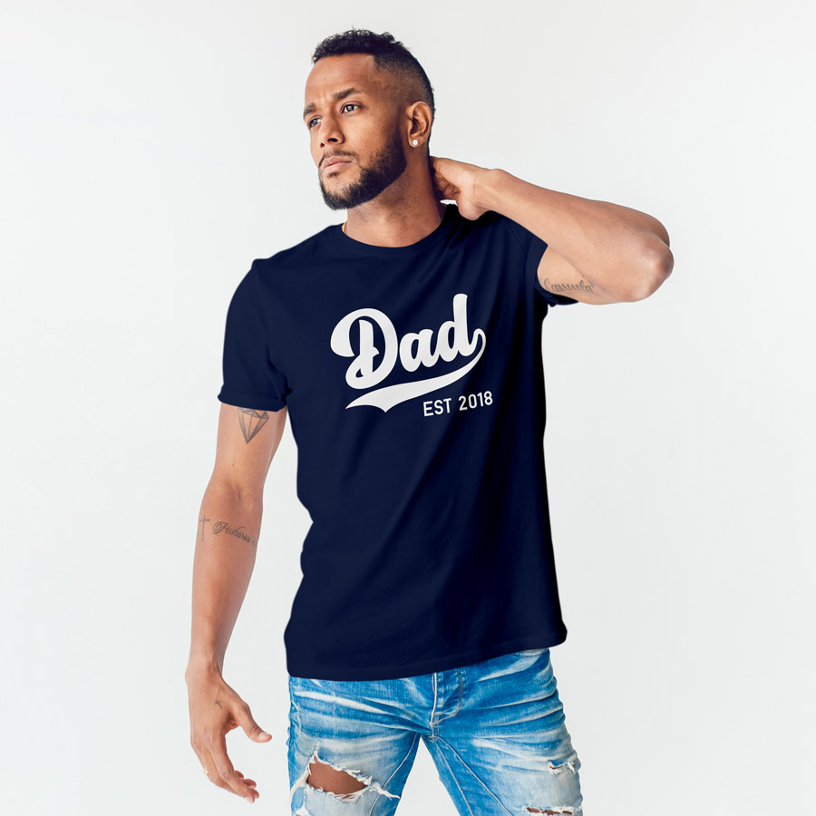 Personalised dad est Men's T-shirt (Navy) perfect gift for fathers day, birthday or Christmas