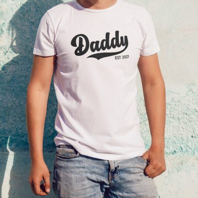 Personalised dad est Men's T-shirt (White) perfect gift for fathers day, birthday or Christmas