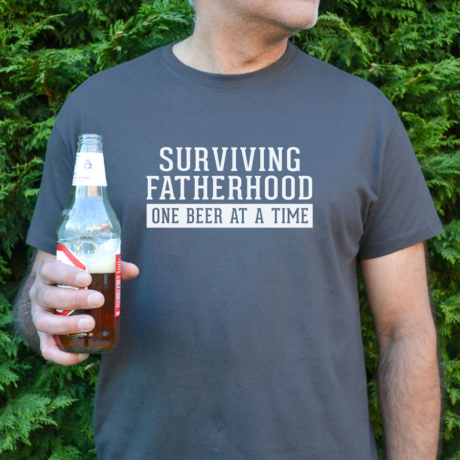 Surviving fatherhood Men's T-shirt (Grey) perfect gift for fathers day, birthday or Christmas