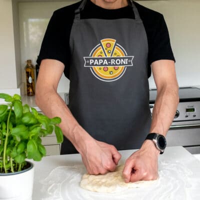 papa-roni pizza apron in grey