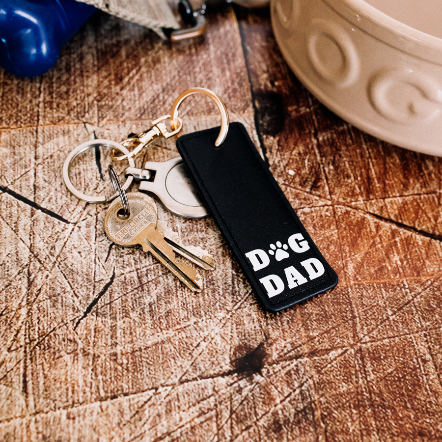 dog dad keyring in black and silver