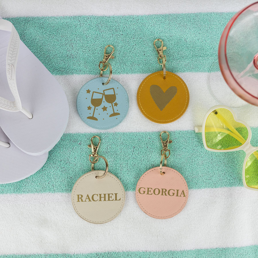 personalised wine glasses keyrings in all colours