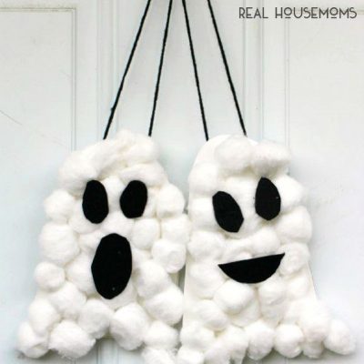 Cotton wool ghosts | Halloween craft ideas for kids | Stickerscape | UK